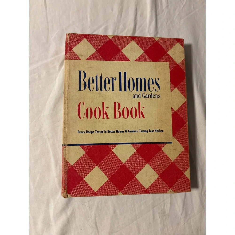 Better Homes and Gardens Cook Book 1947 Revised Edition Red Gingham Binder Fair